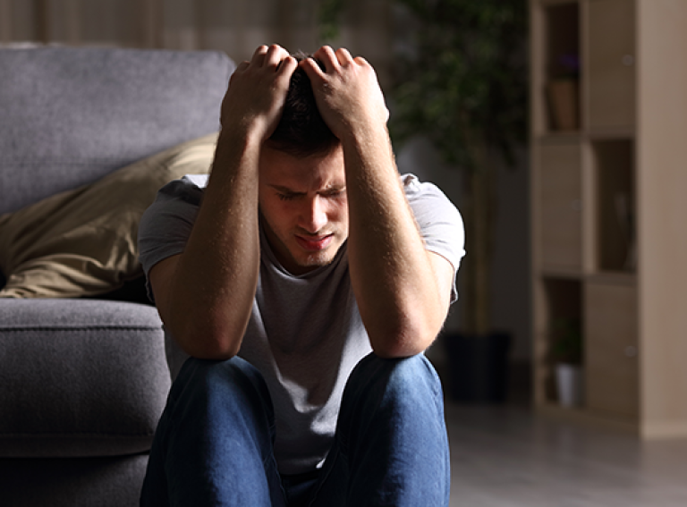 anxious_male_620x400-ss-no-exp